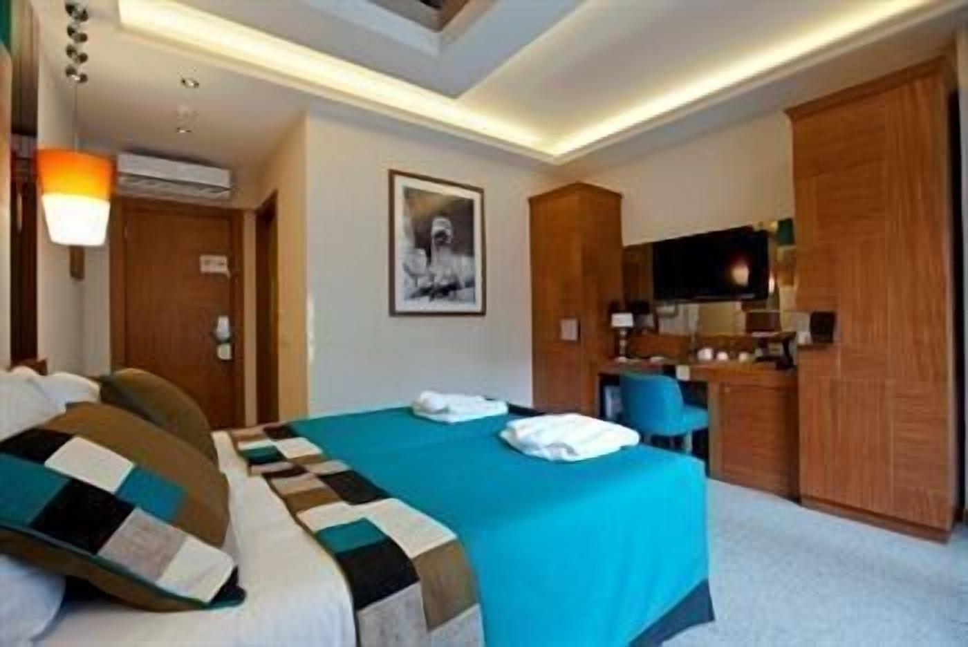 Collage Taksim Hotel Κωνσταντινούπολη Εξωτερικό φωτογραφία