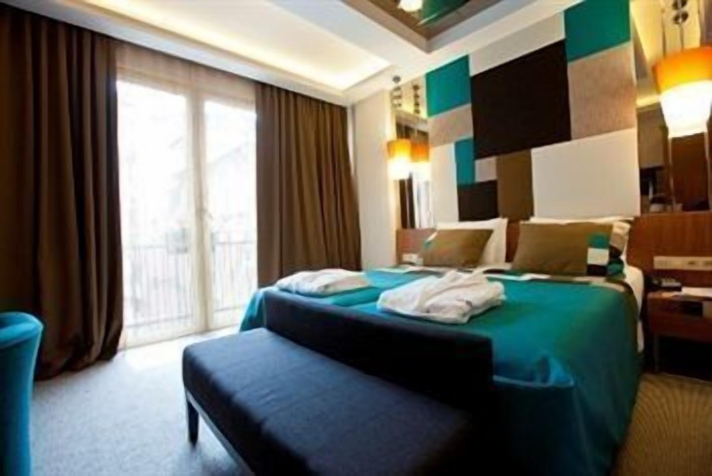 Collage Taksim Hotel Κωνσταντινούπολη Εξωτερικό φωτογραφία