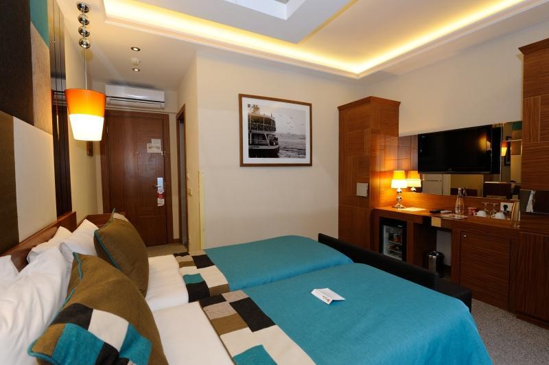Collage Taksim Hotel Κωνσταντινούπολη Εξωτερικό φωτογραφία
